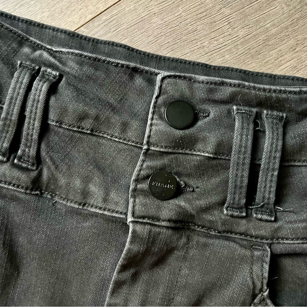FRAME DENIM Le Catroux Center Seam High Waist Flare Jeans in Kerry - Picture 3 of 14